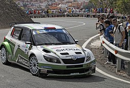 ERC Rally Islas Canarias – Jan Kopecký s Fabií je průběžně druhý