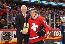 Švédsko je novým mistrem světa v ledním hokeji – nejužitečnějším hráčem Mistrovství světa IIHF je Roman Josi