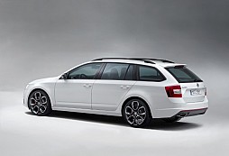 Nová ŠKODA Octavia RS na závodní trati v Goodwoodu