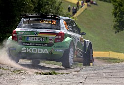 Wiegand spokojený s třetím místem na úvod německé rally