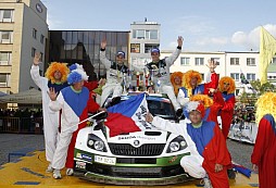 Tovární pilot týmu ŠKODA Motorsport Jan Kopecký je mistrem Evropy