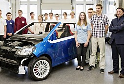 Žáci Středního odborného učiliště ŠKODA AUTO staví svůj vůz snů: Sportovní kabriolet ŠKODA CitiJet