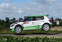 ŠKODA dobře odstartovala do 50. ročníku „Ypres Rally“